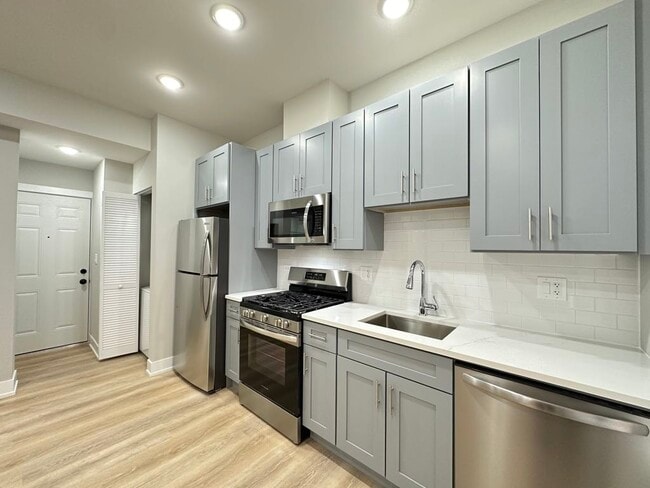 Photo - 451 W Belden Ave Unit 91