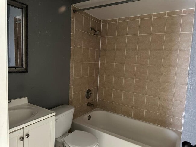 Photo - 21038 Voyager Blvd Unit 3