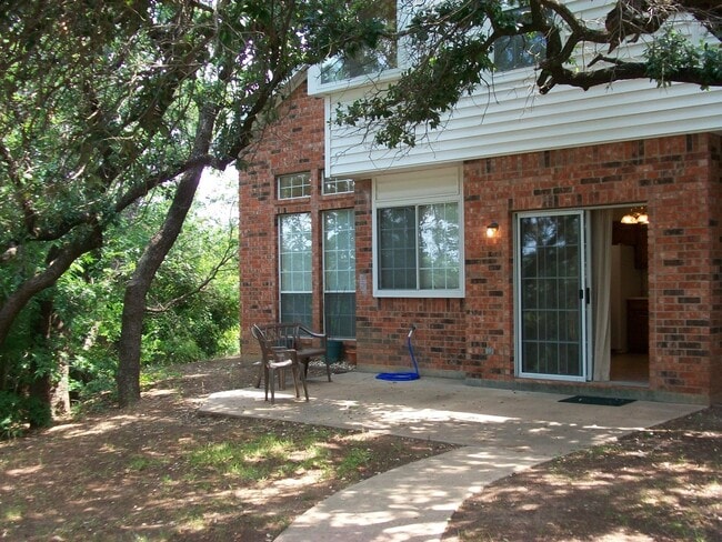 2207 Cheyenne Trail