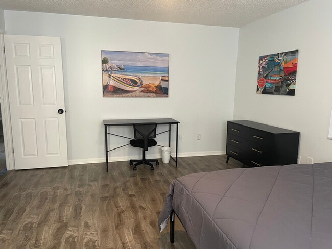 Photo - 3115 Marshall Dr