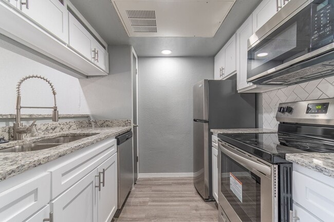 Photo - The CUE at Medical Center