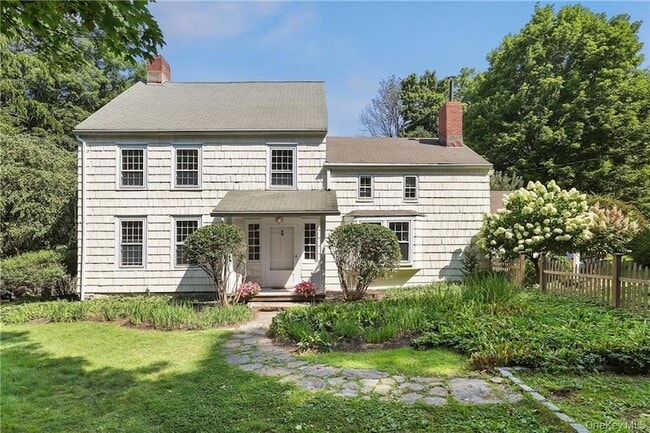 Photo - 264 Titicus Rd