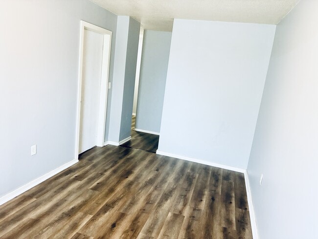 Photo - 1103 N 8th St Unidad 2