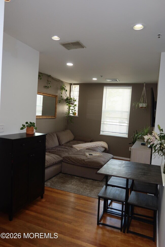 Photo - 716 Adams St Unit 3W