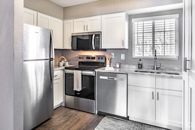 Key Largo - 1 habitación, 1 baño - 701 pies cuadrados - Cocina - Snell Isle