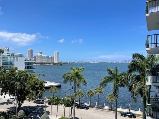 Building Photo - 1408 Brickell Bay Dr Unit 611 Rental