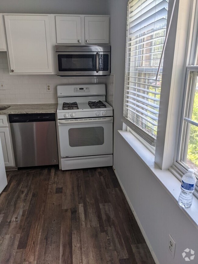 Building Photo - 2429 Lawrenceville Hwy Rental