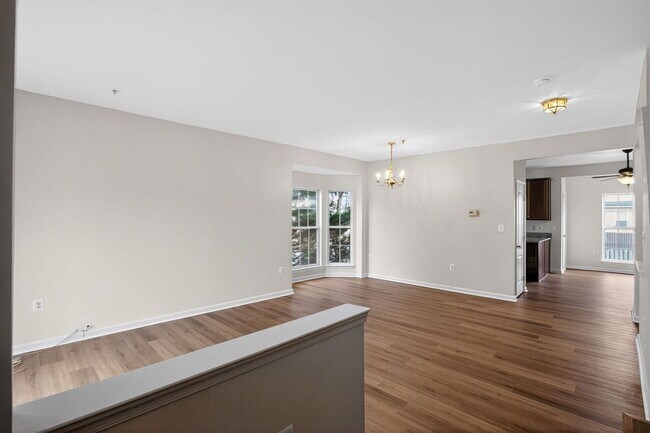 Photo - 5301 Seahorse Pl