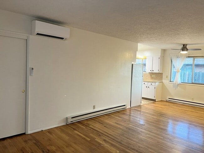 Photo - haym01* Unit 1760