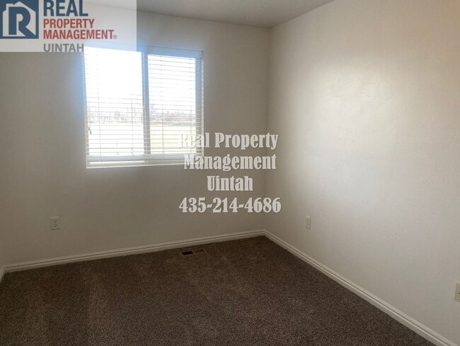 Photo - Beautiful Twin Home for Rent!