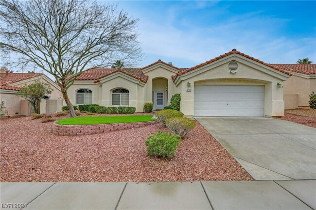 Photo - 8213 Divernon Ave Casa