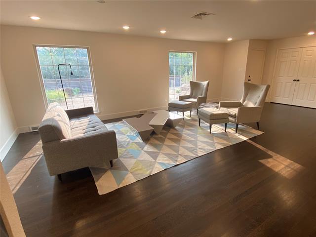 Photo - 10343 Marsh Ln