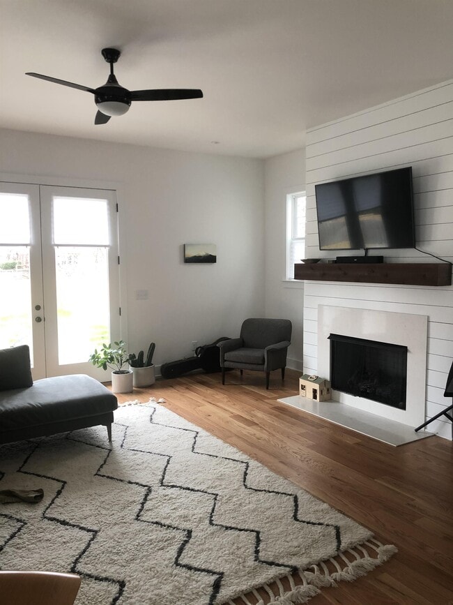 Photo - 845 Dewees Ave