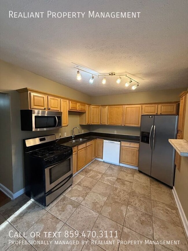 Photo - 711 W Maxwell St Unit 1