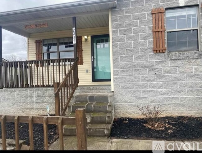 Building Photo - 1988 Kidwell Ridge Rd Rental