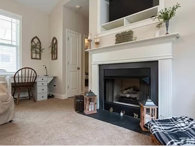 Photo - 120 Denby Cir