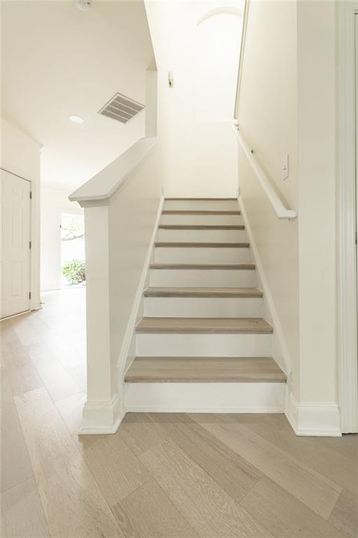 Photo - 2070 Cabela Dr