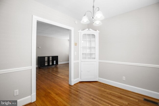 Photo - 1213 Stafford Ave