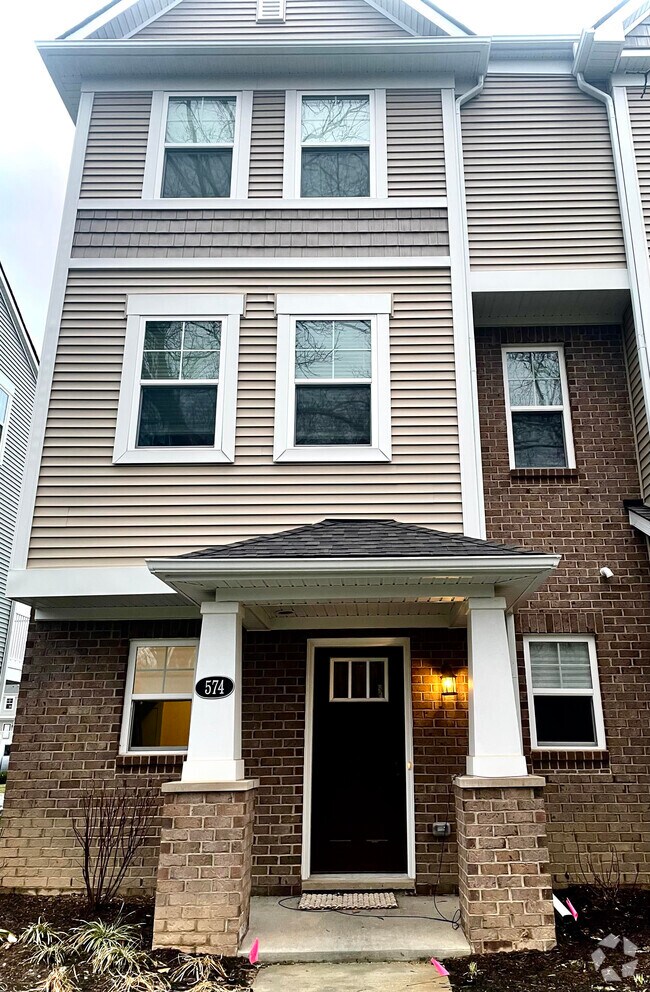 3Bedroom Townhomes for Rent in Brighton MI 2 Townhouses