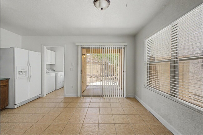 Photo - 1112 S Bogle Ct