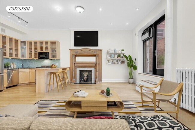 Building Photo - 22 W 90th St Rental