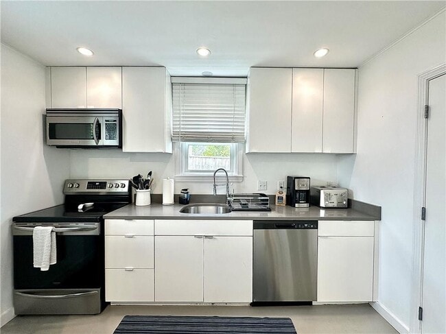 Photo - 101 Briarwood Avenue, B Unit B