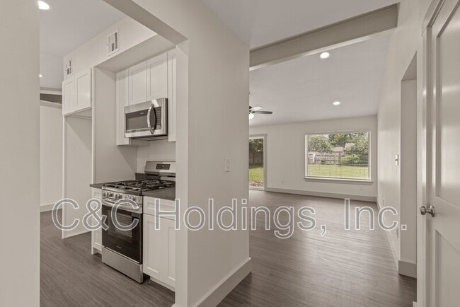 Photo - 4541 E 32nd Pl