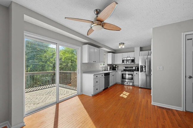 2700 Dorado Ct