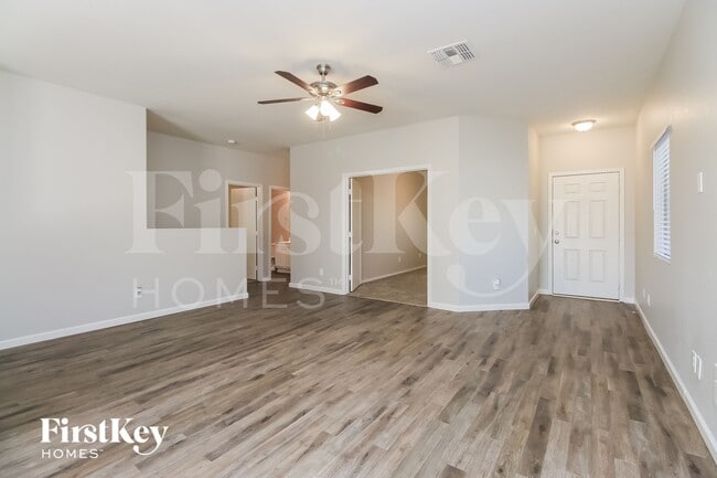 Photo - 1232 E Omega Dr