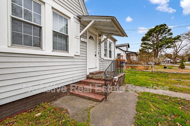 Photo - 108 Wright Ave