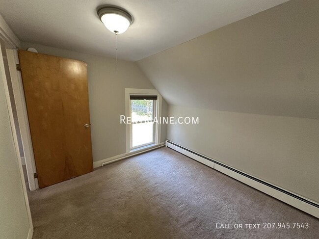 11 Oak St Unit 2