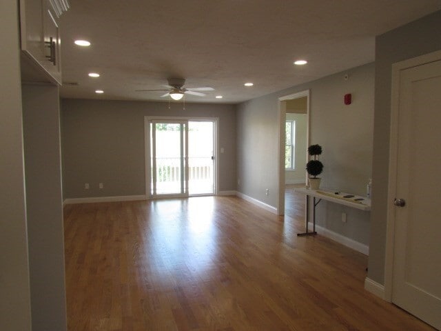 Photo - 1093 Main St Unidad 3