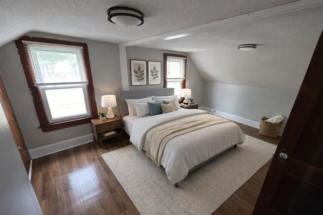 Photo - Recently Updated 2 Bedroom House Ready for Move In!