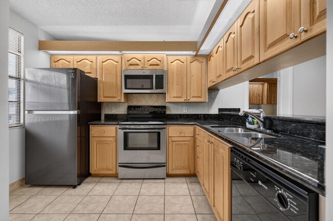 Photo - 3501 Village Blvd Unit 304