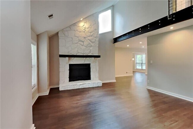 Photo - 2197 Oakrill Ct