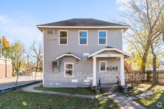 Building Photo - 533 Brown Ave Unit 4 Rental