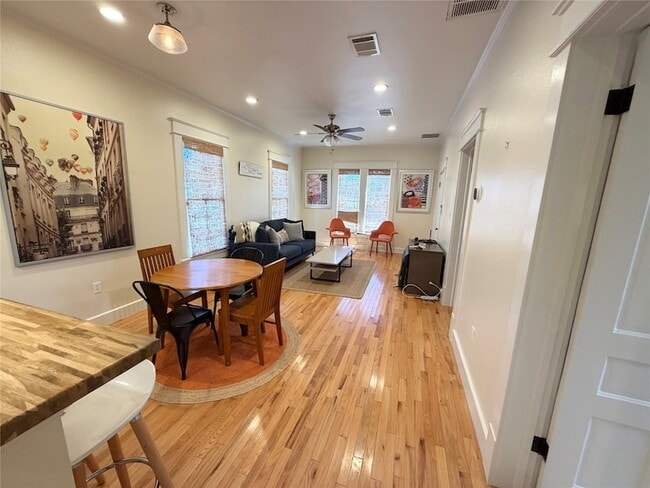 2612 Avenue M 1/2