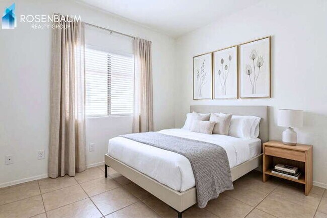 Photo - 352 W Delano St Unit 1