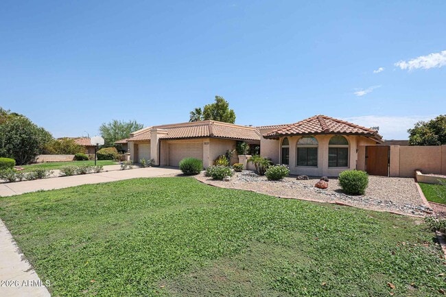 Photo - 3233 E Desert Cove Ave