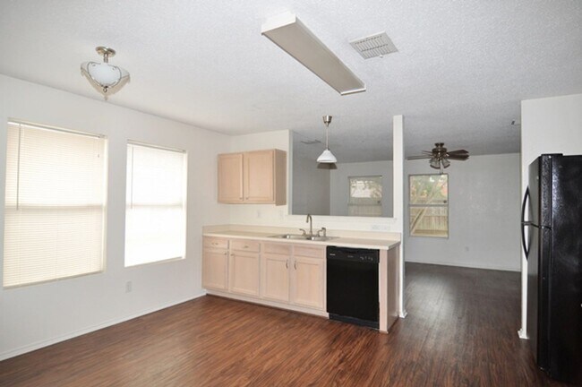 Photo - 2971 Celian Dr