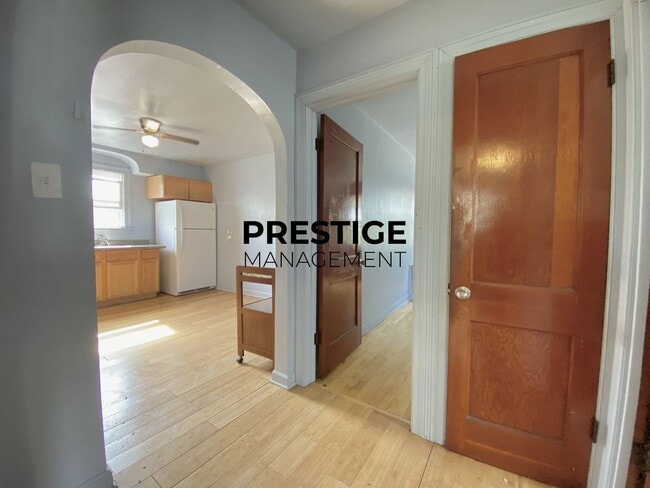 Photo - Spacious 2BD Apartment With Den