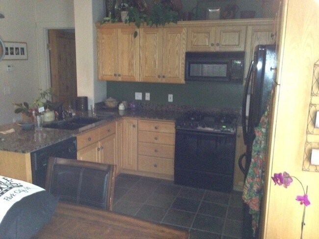 Photo - 1061 Station Loop Rd