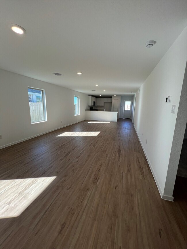 Photo - 3031 Ash Ray Dr