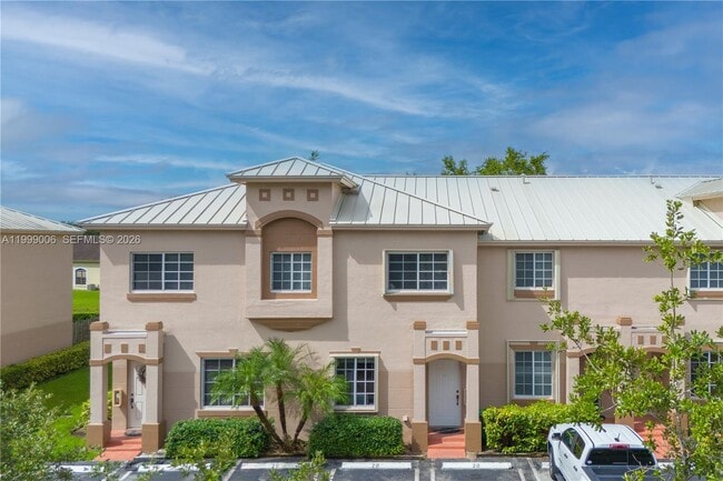 Photo - 15750 SW 92nd Ave