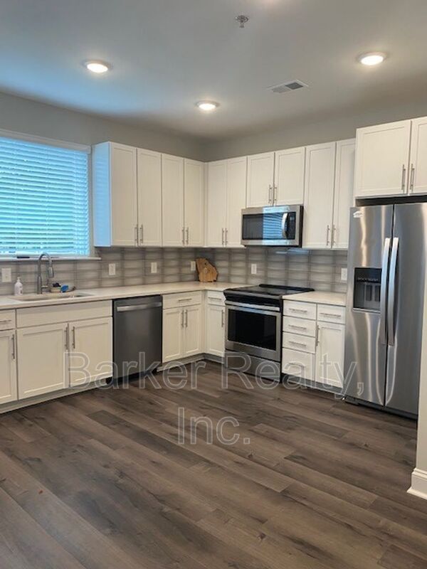 Photo - 414 S White St Unit 307