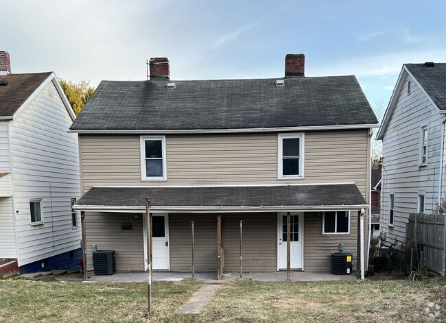 Building Photo - 621-623 Vanadium St Bridgeville PA 15107 Unit 621 Rental