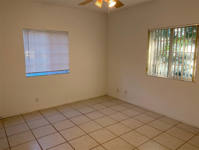 Photo - 4950 Washington St Unidad 12-4