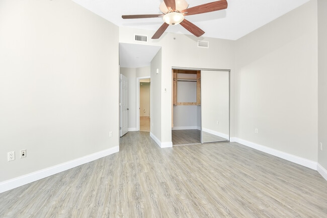 Photo - 231 Riverside Dr Unit 2503