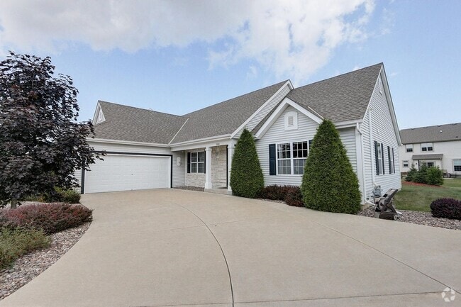 Building Photo - Beautiful 3-Bedroom, 2-Bath Ranch Home for...