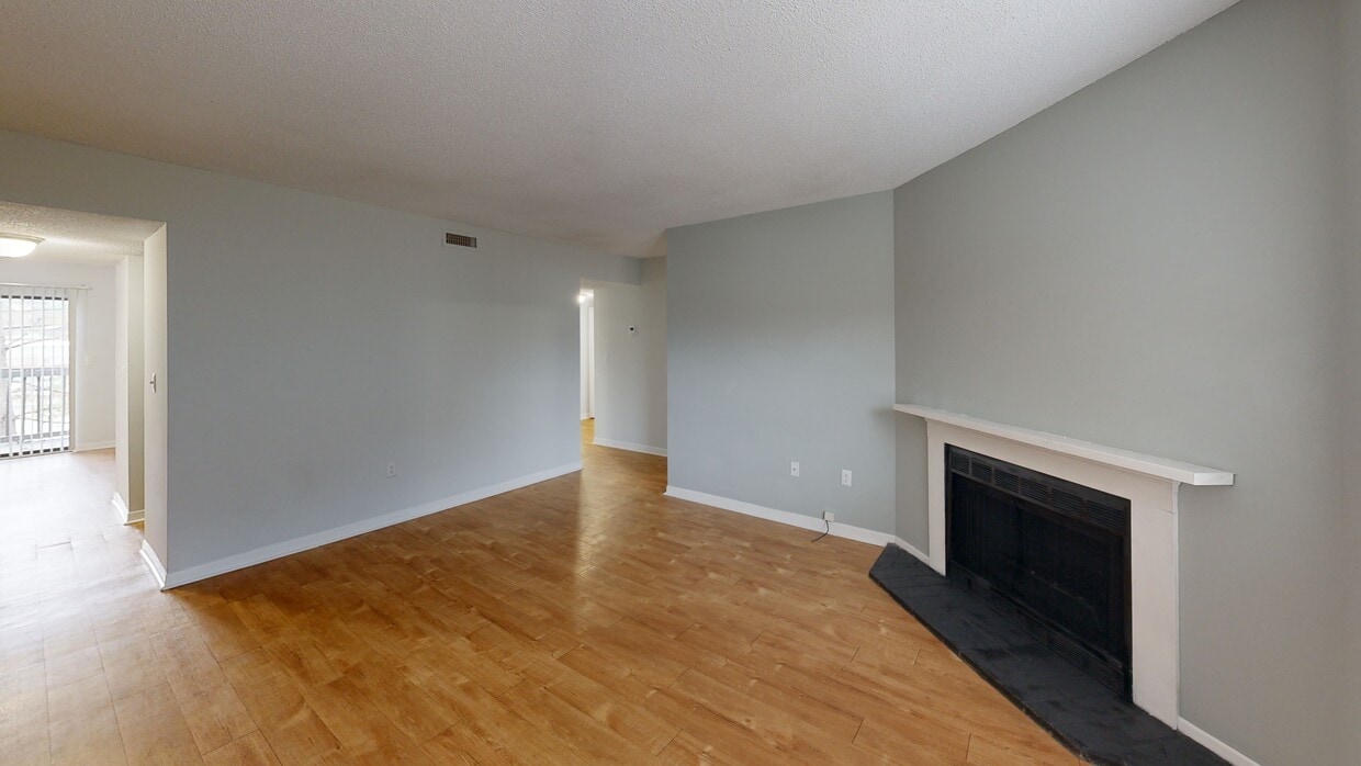 Photo - Waterford Village Apartments